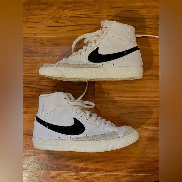Nike Blazers Mid - Picture 6 of 7
